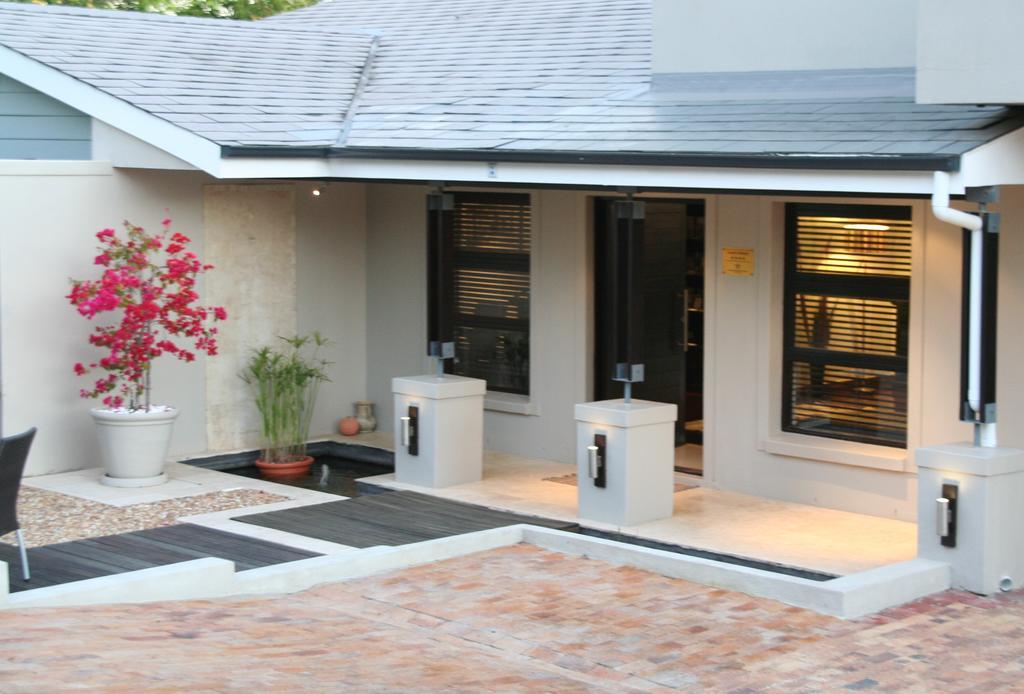 Keren'S Vine Guesthouse Stellenbosch Exterior foto